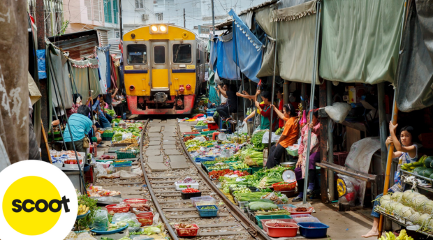 Maeklong-Railway-Market